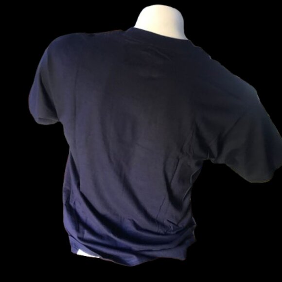 Hanes Beefy-T “Big Island – Tide Ride – Tropical Motions” Graphic T-Shirt - Picture 2 of 4